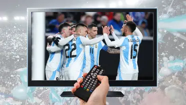 Jugadores de la Selección Argentina celebran un gol