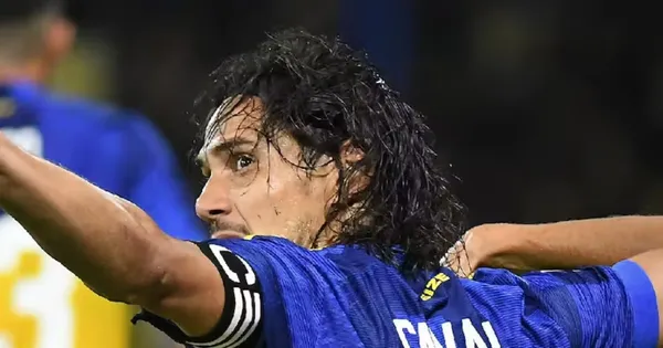 Cavani no juega en Boca.