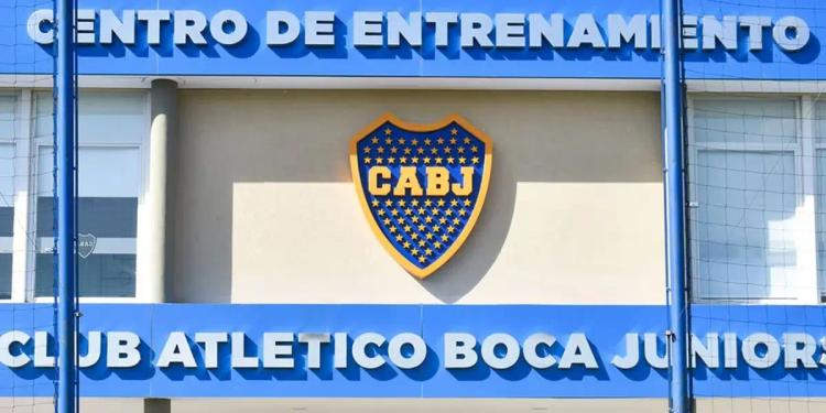 Juvenil de Boca se escapó a Arabia, el reclamo que hizo el club ante la FIFA