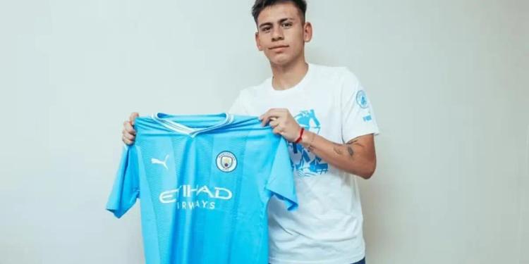 Sacude River, la postura del Manchester City de llevarse a Echeverri ahora mismo