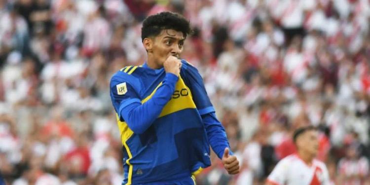 Tras la oferta de 15 millones, la decisión de Boca de vender a Medina a Fenerbahçe