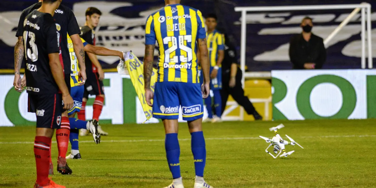 El Canalla goleó por 3-0 a la Lepra por la Copa de la Liga Profesional de Fútbol.
