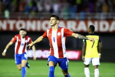 El conjunto de Gustavo Alfaro cayó de visitante 3 a 1 ante los dirigidos por Guillermo Barros Schelotto, pero el triunfo de Uruguay lo benefició para acceder a la Copa del Mundo. 