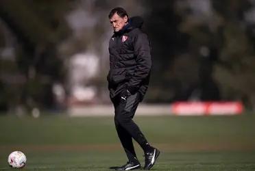 El Emperador no dirigió a Independiente en el triunfo ante Unión y preocupó a todos. 