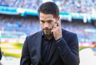 El ex DT de Aldosivi y Racing Club podría emprender su tercera experiencia en el país.