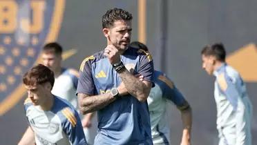 Gago deberá aprobar el arribo de este jugador (@bocajrsoficial).