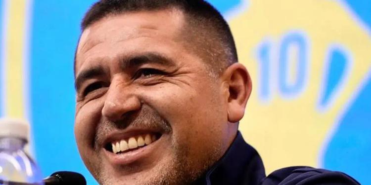 Riquelme lo quiso para Boca, la vaca sagrada de Perú que sentenció su retiro