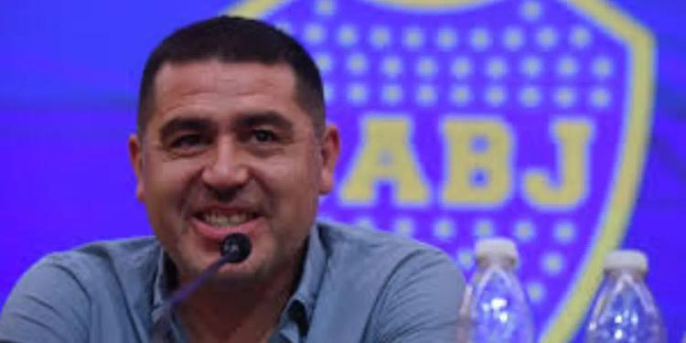 Revoluciona el mercado, los dos fichajes de lujo que quiere Riquelme para Boca