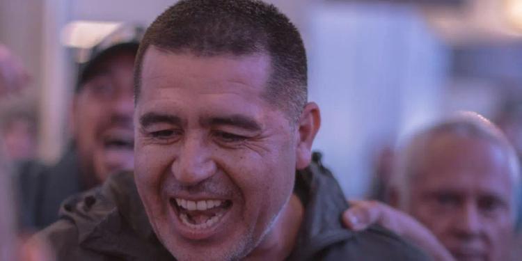 El entrenador que le bajó el pulgar a Juan Román Riquelme para dirigir a Boca 