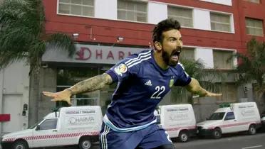 Lavezzi rompió el silencio