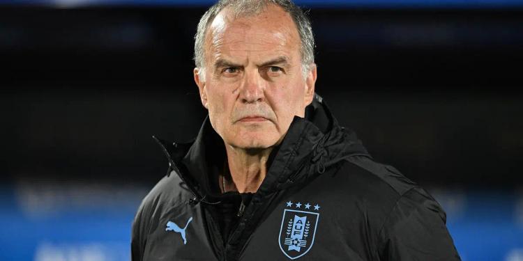 Sacude Sudamérica, el escándalo que protagonizó Marcelo Bielsa en Uruguay