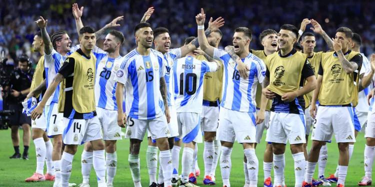 Los jugadores de la Selección Argentina que pronto quedarían libres en sus equipos