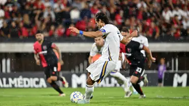 El ex dirigente no se guardó nada y le pegó al uruguayo.