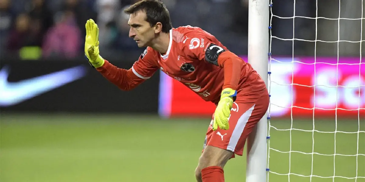 El arquero regresará al continente, aunque no para volver a River Plate. 