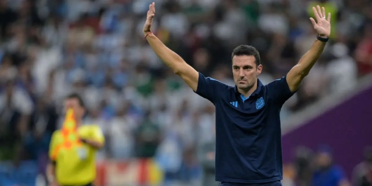 El entrenador sacó a la luz algunos detalles que se vivieron dentro del vestuario argentino, en el entretiempo vs México.