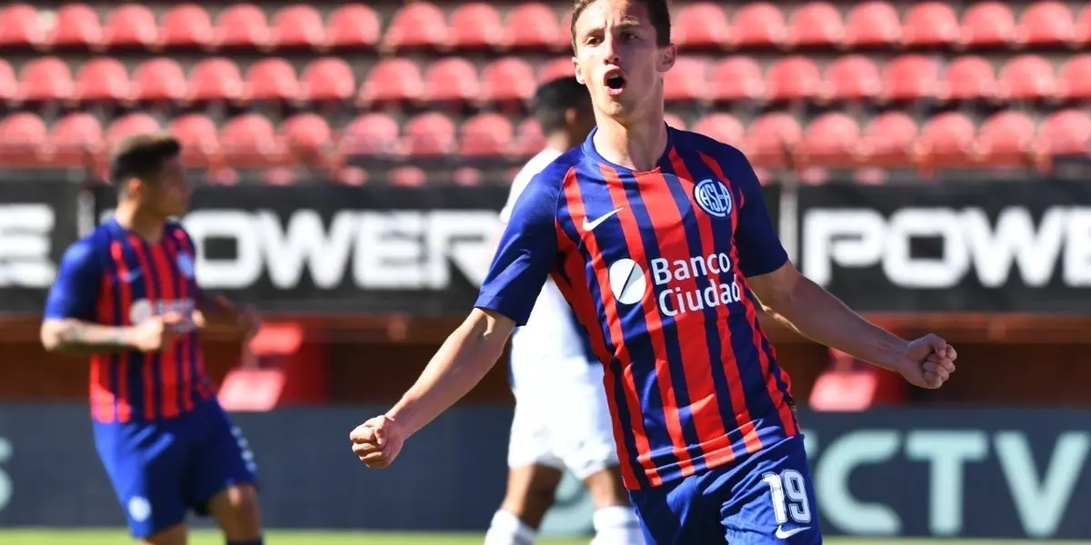 El joven jugador de Club Atlético San Lorenzo de Almagro, Agustín Hausch, rechazó la oferta de Manchester City F.C., y reveló los motivos para hacer esto.
 