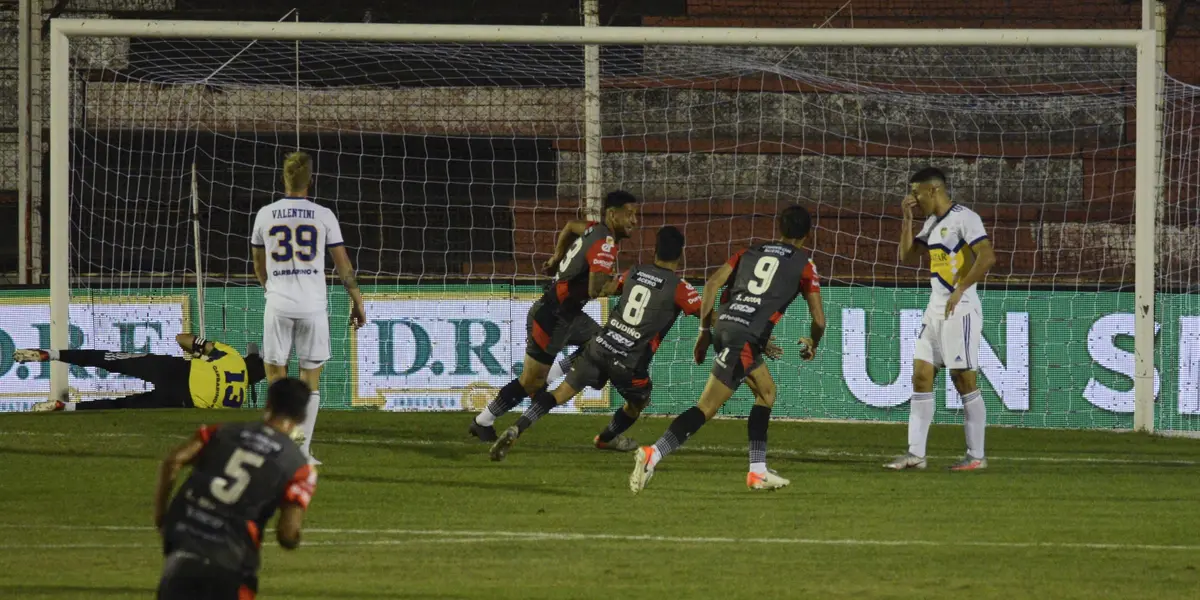 El Xeneize cayó derrotado por 1-0 ante el conjunto entrerriano por la última fecha del certamen.